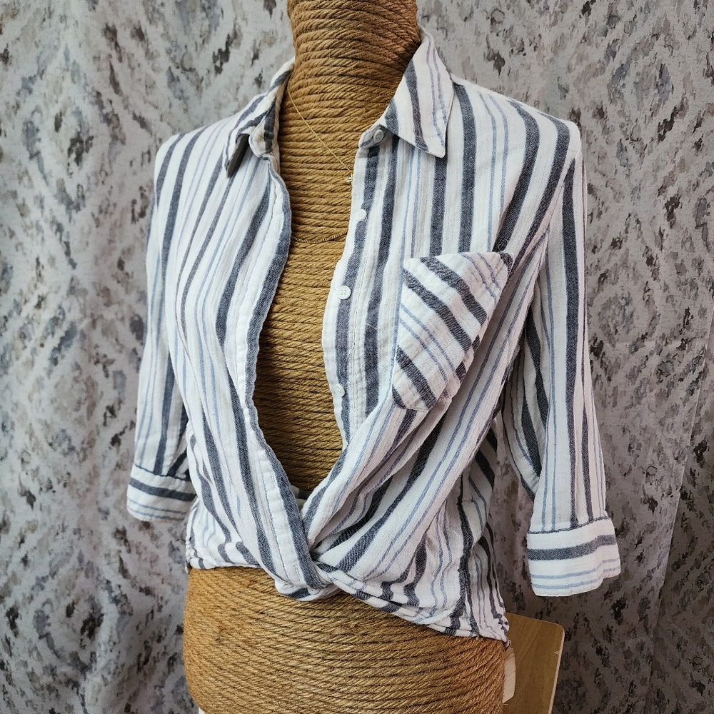Westbound Petites Button Up Shirt Women's PL 100% Cotton Top Blue Gray Stripe